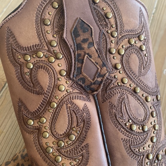 Corral Sand Leopard Print Embroidery & Studs Boot 5.5M - Picture 7 of 13